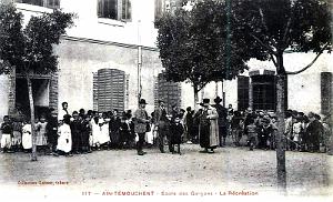 AIN TEMOUCHENT - ECOLE DE GARCONS - LA RECREATION